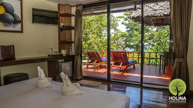 Holina Rehab, Thailand